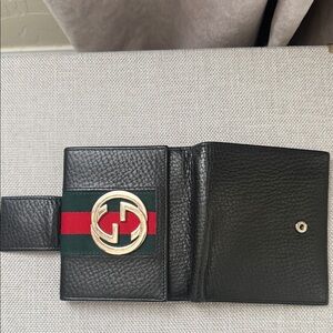 Gucci Black Leather Belt with Red and Green Stripe